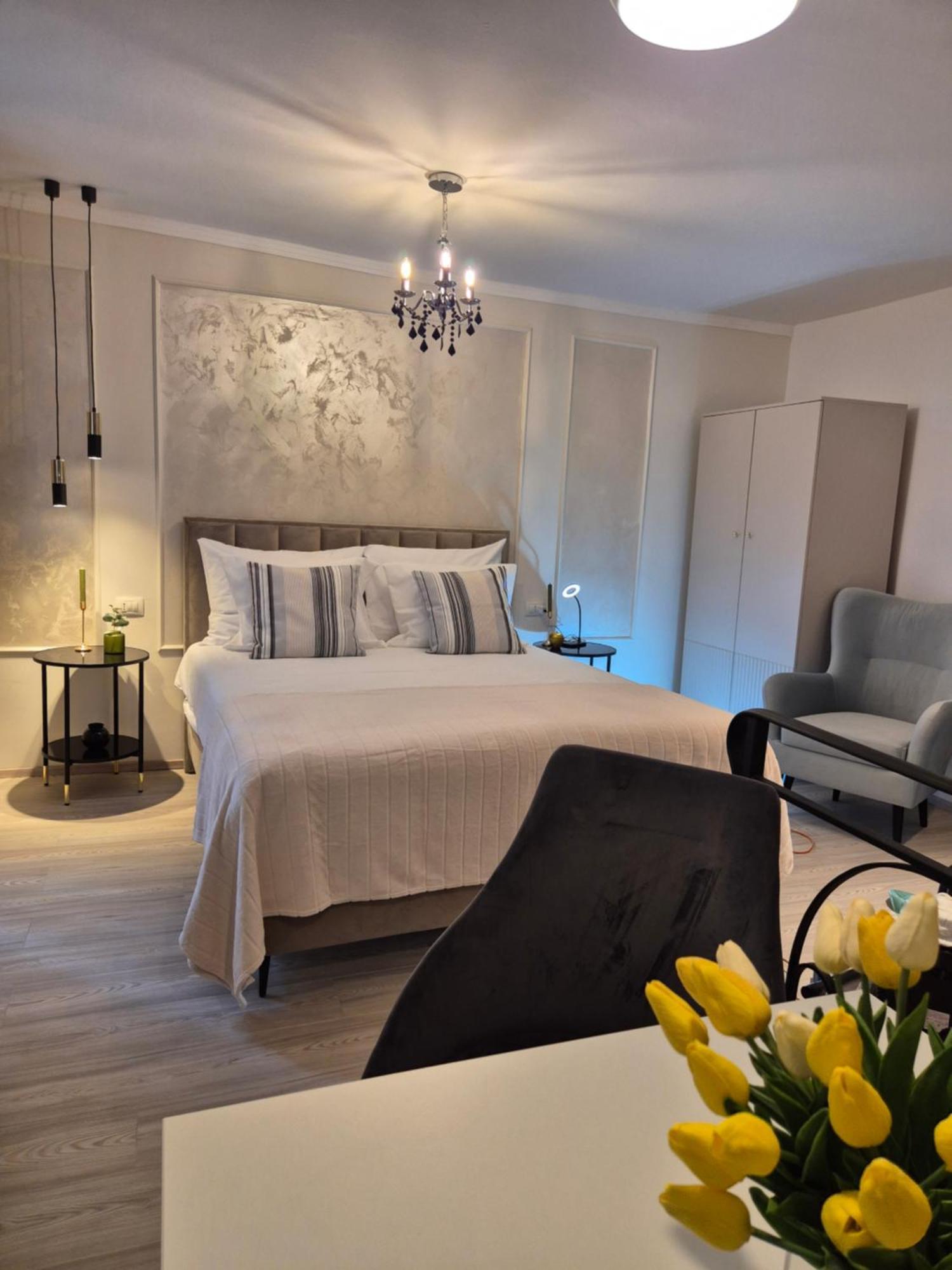 Studio Apartment Lily Ровінь Екстер'єр фото